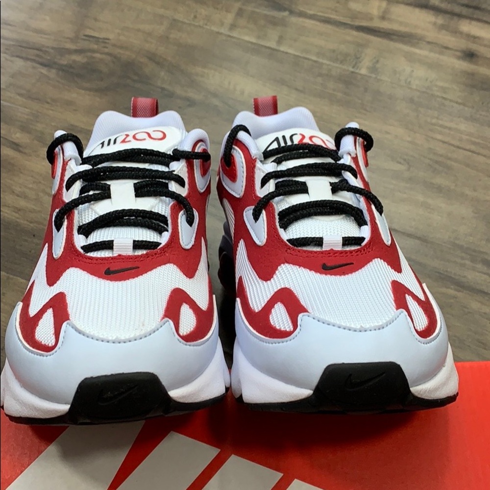 W NIKE AIR MAX 200 running shoes - Picture 8 of 16